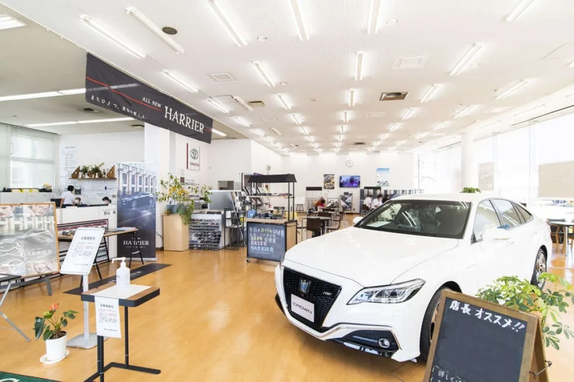 福島トヨタ自動車株式会社＿いわき平店＿店舗内観