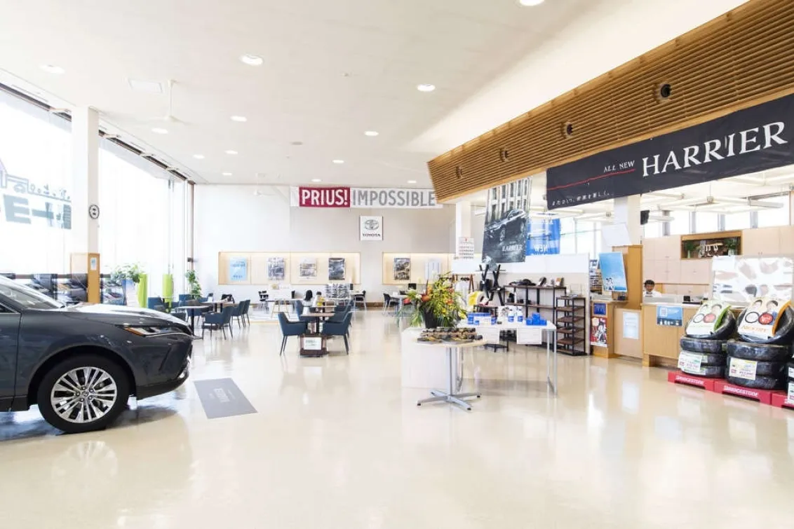 福島トヨタ自動車株式会社＿いわき小名浜店＿店舗内観