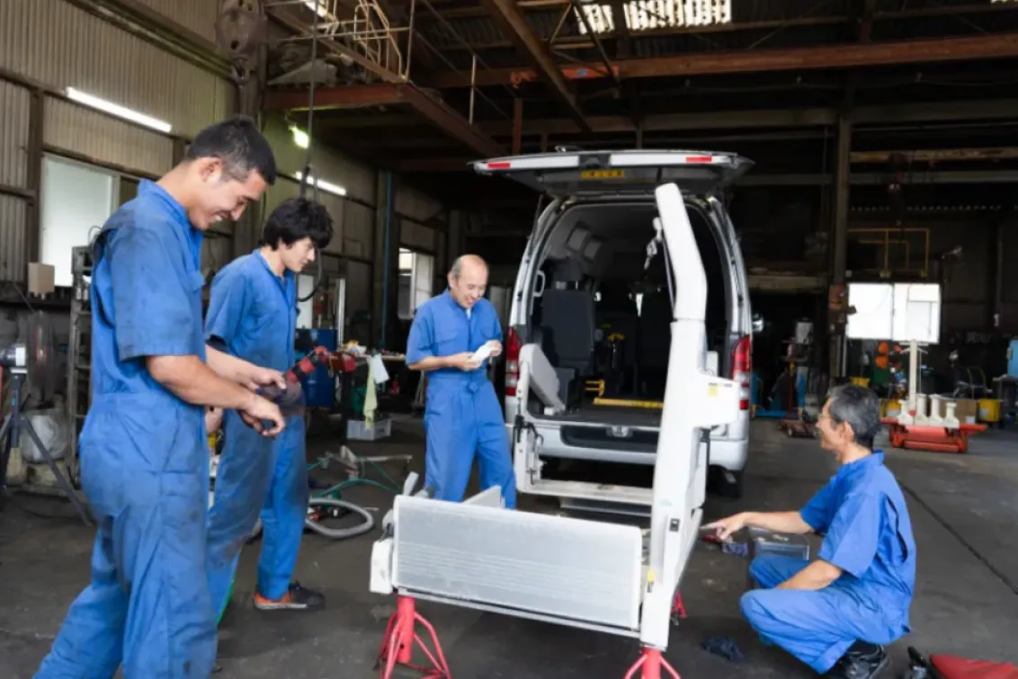 株式会社金谷自動車工業_本社_スタッフ