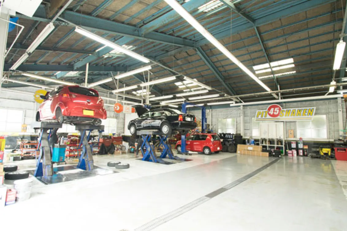 株式会社未来工房_春日部店_整備工房