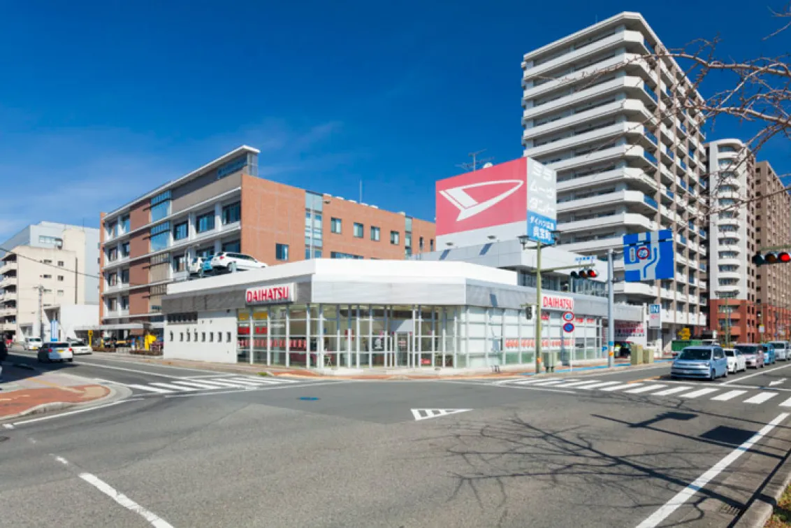 ダイハツ_ダイハツ広島販売株式会社_呉宝町店_外観