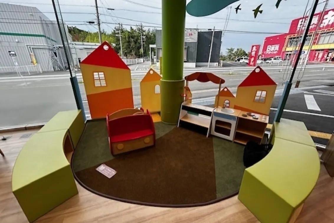 奈良トヨタ株式会社_モビリティガーデンＲＴ押熊支店_