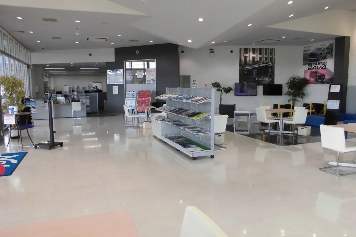 ネッツトヨタ山梨株式会社＿南湖店