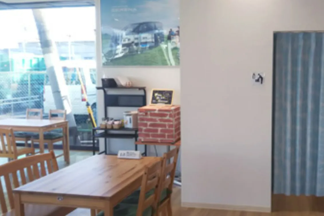 日産プリンス奈良販売株式会社_田原本店_店舗内装