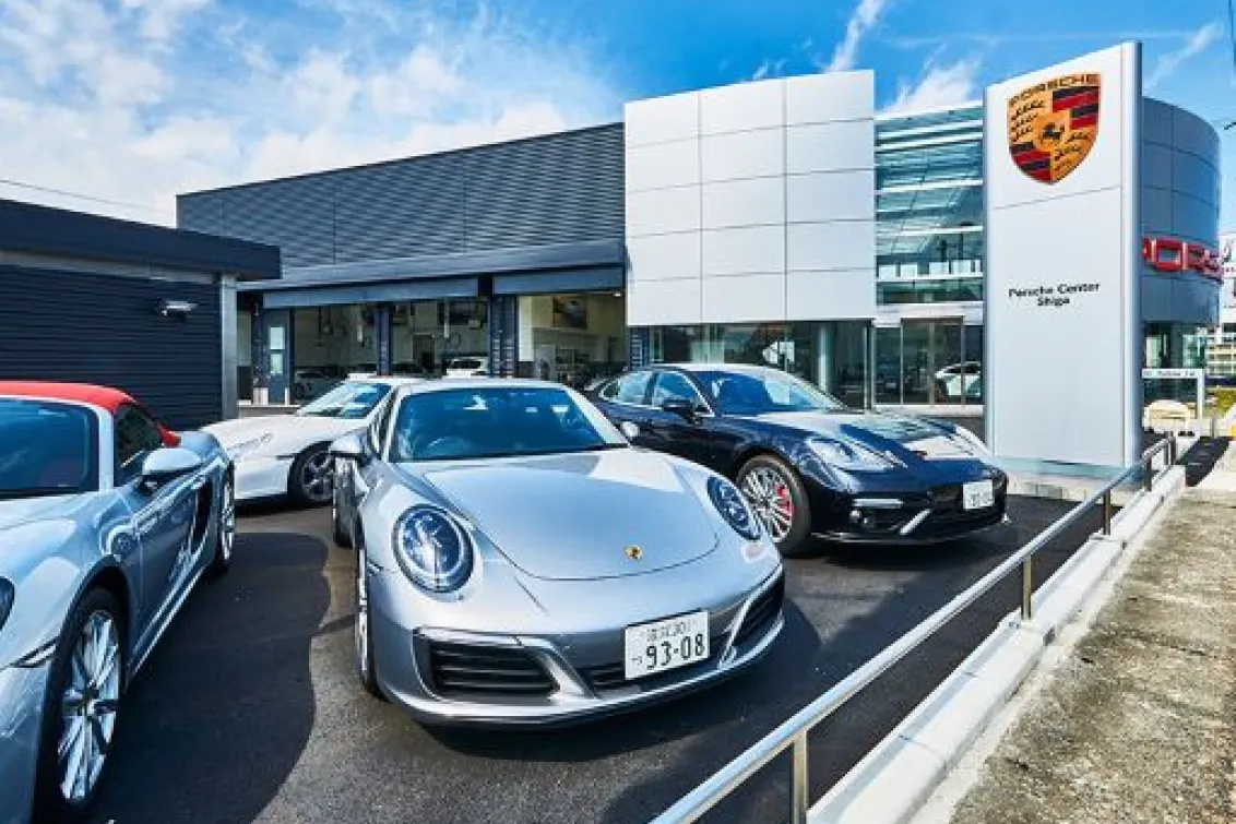 ポルシェ滋賀＿車両展示