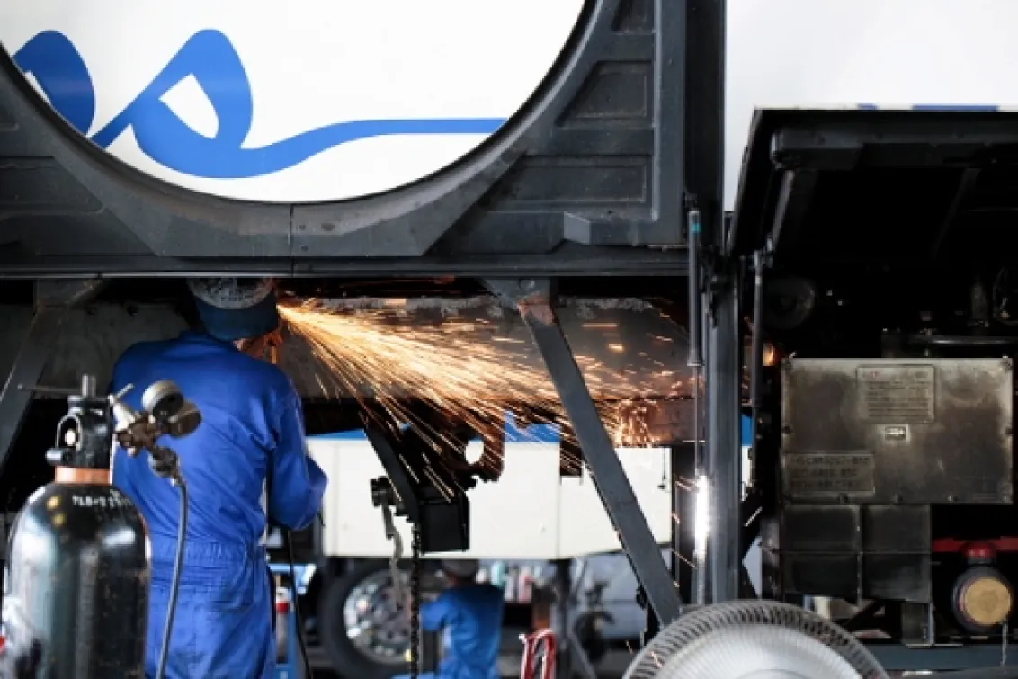 両備テクノモビリティーカンパニー_岡山工場_整備スタッフ