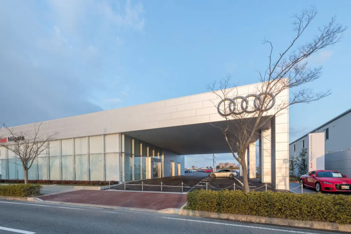 アウディ_新潟自動車産業株式会社_アウディ長岡店_外観