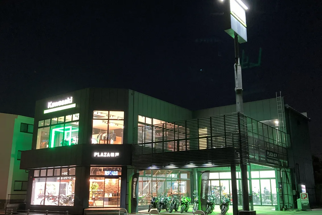 株式会社ビー・フリー_カワサキプラザ松戸_外観 2