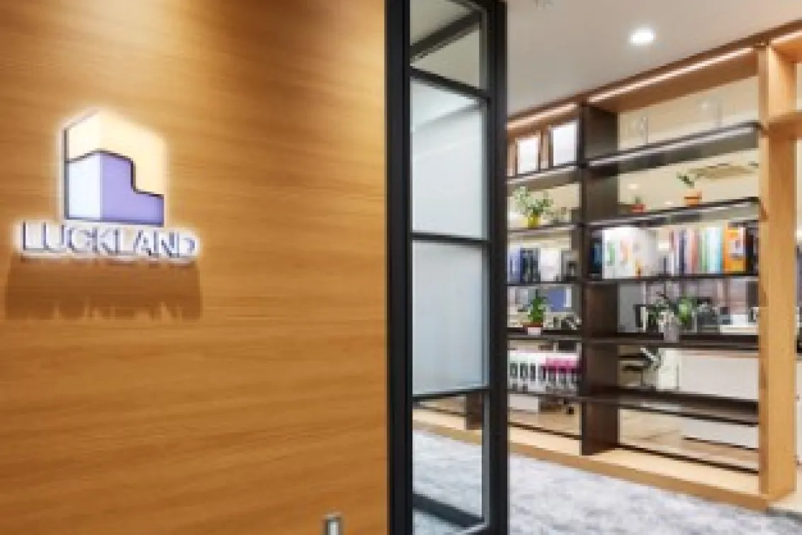 株式会社ラックランド_大阪支店_内観