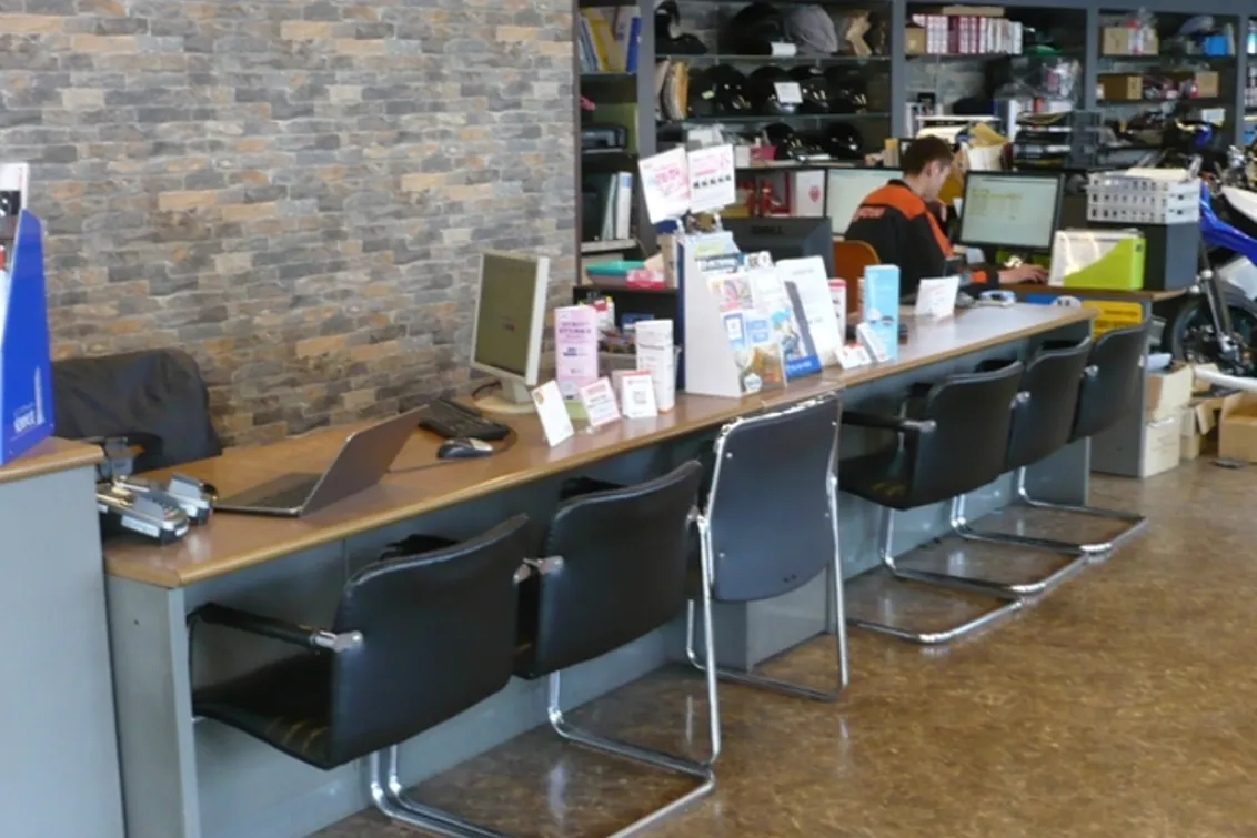 株式会社ビー・フリー_ビーフリー松戸店_店内3