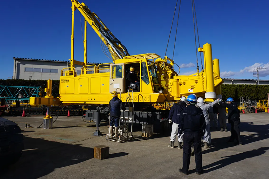 サカモト産業株式会社_サービス工場_建機