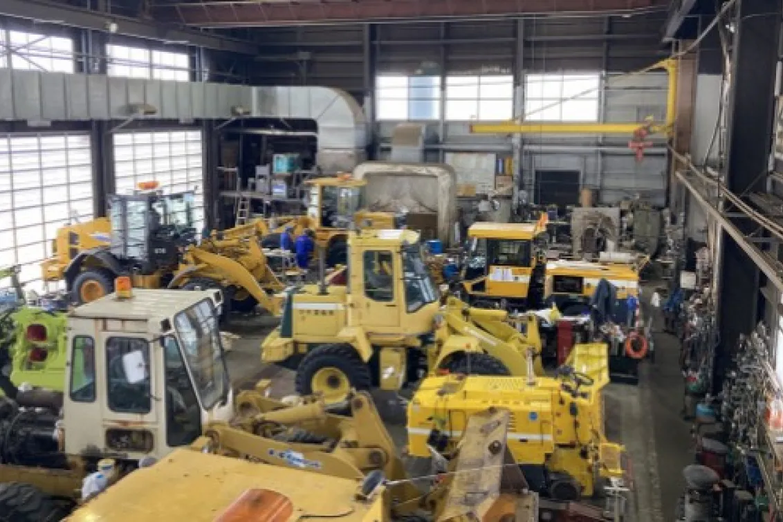 北海道川崎建機株式会社_旭川支店_工場内