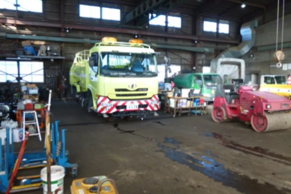 北海道川崎建機株式会社_釧路支店_工場内