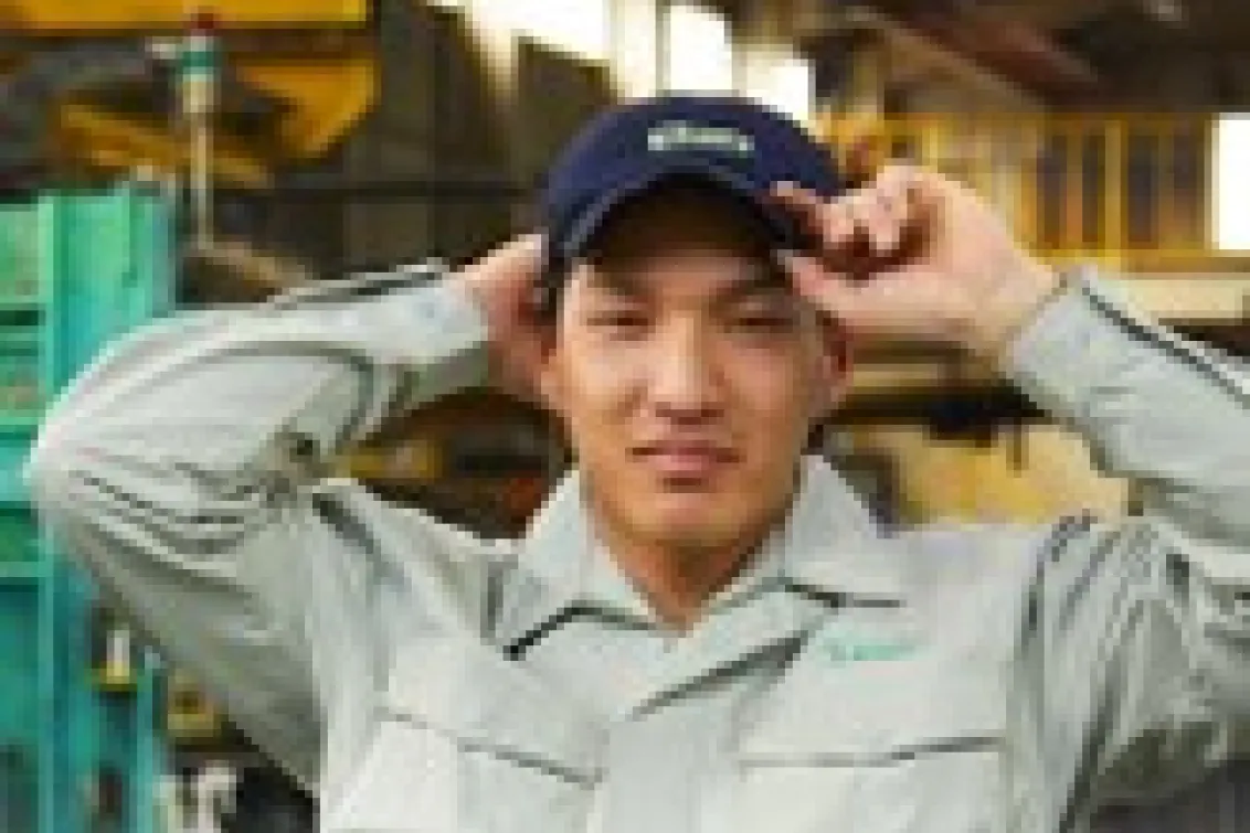 吉野ゴム工業株式会社_本社_スタッフ