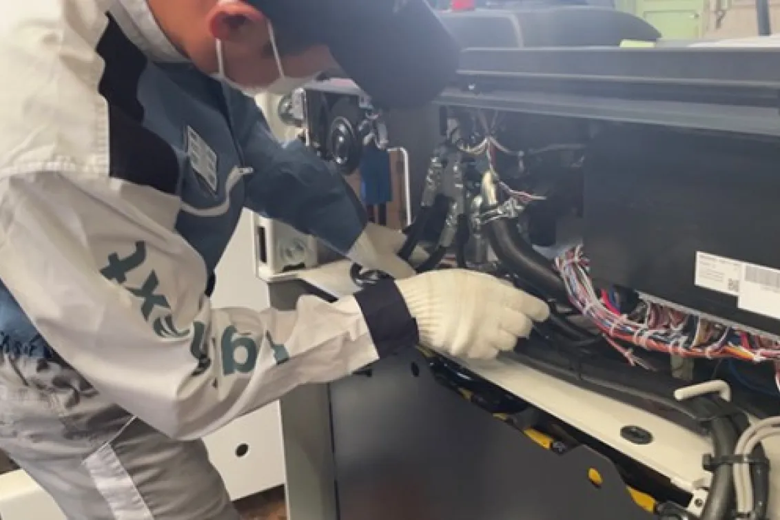 日輸工業株式会社_神奈川支店_作業風景