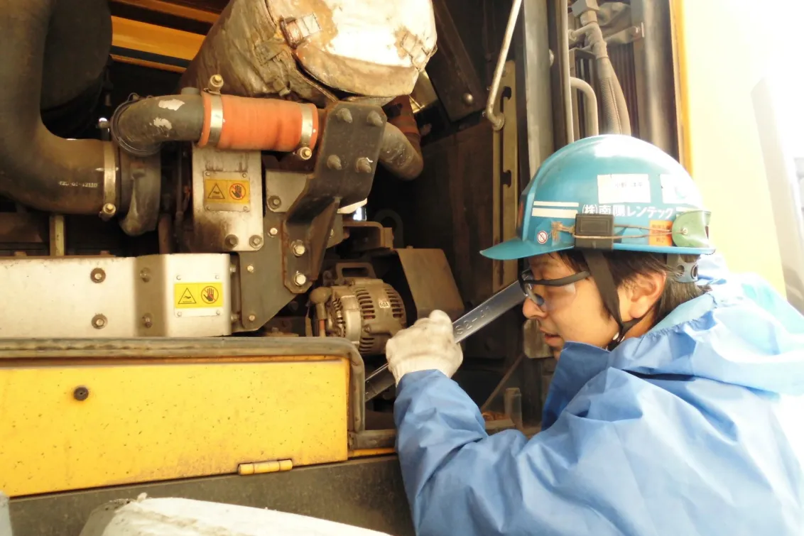 株式会社南陽レンテック_臼杵営業所_作業風景