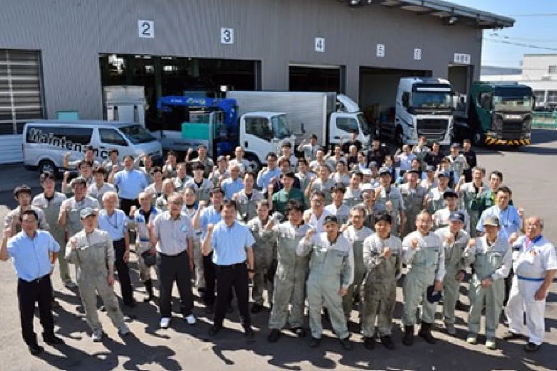 株式会社滝川自工_北広島工場_スタッフ集合