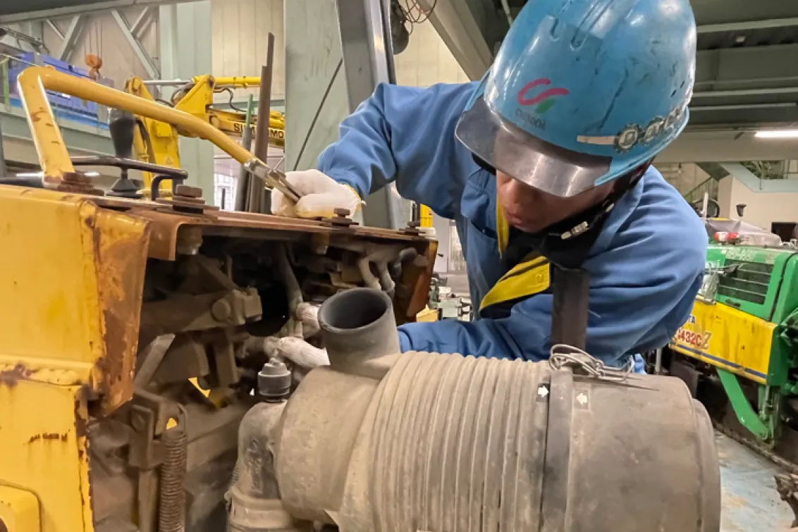 千代田機電株式会社_小松中央店_整備風景