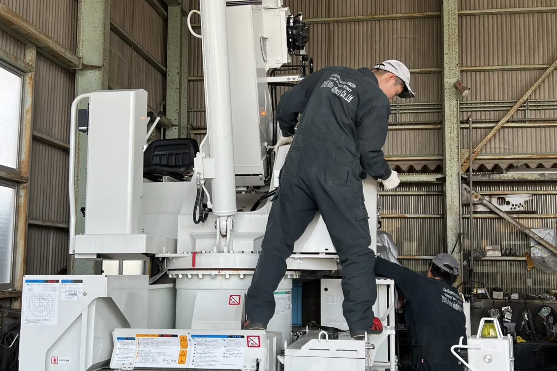 東栄自動車工業株式会社_南工場社員