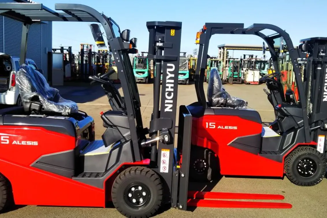 三田産機株式会社_本社_作業