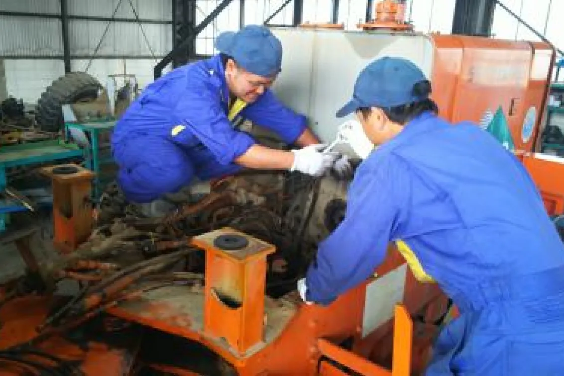 新明和ディーゼル株式会社　整備背景