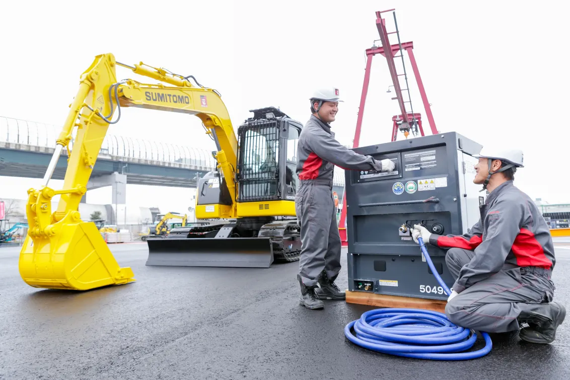 株式会社東海大阪レンタル_伊賀上野営業所_整備風景