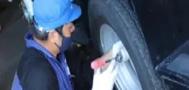 キチナンオートワークス株式会社_整備センター_整備風景