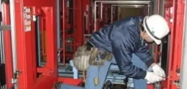 株式会社ホイストクレーン　作業背景