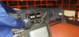 株式会社ホイストクレーン　作業背景