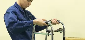 株式会社シンエンス　作業背景