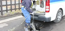 東産業株式会社公共インフラ管理スタッフ写真