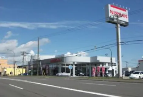 日産プリンス札幌販売株式会社_恵庭支店_店舗風景