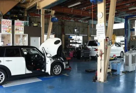株式会社彩光車_本社_工場内観