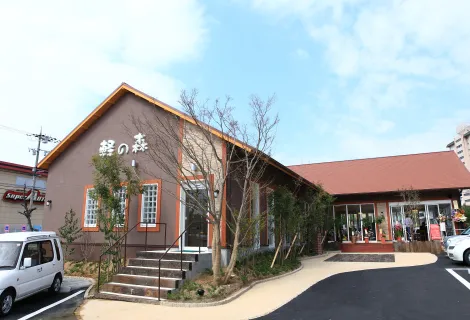 株式会社ヨシダオートサービス_軽の森 泉?店_外観