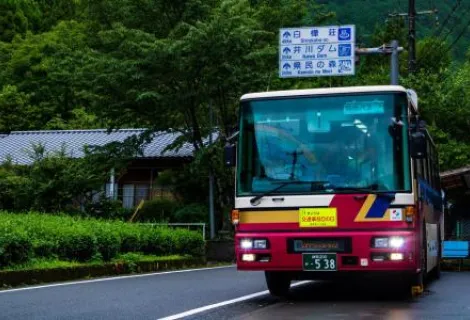 しずてつジャストライン株式会社_鳥坂営業所_バス走行