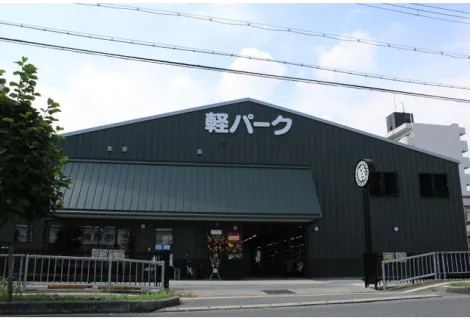 株式会社ヨシダオートサービス_軽の森 富田?駅前店_外観