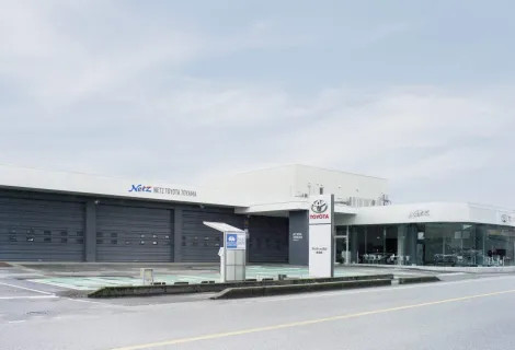 ネッツトヨタ富山_魚津店_外観