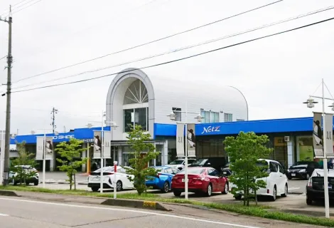 ネッツトヨタ富山_砺波店_外観