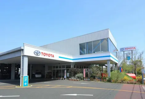 トヨタユナイテッド静岡株式会社_浜松宮竹店_店舗外観