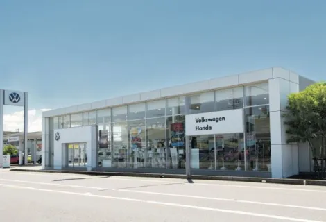 トヨタカローラ名古屋株式会社_フォルクスワーゲン半田_外観