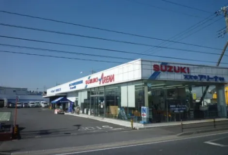 株式会社スズキ自販埼玉_スズキアリーナ越谷_外観