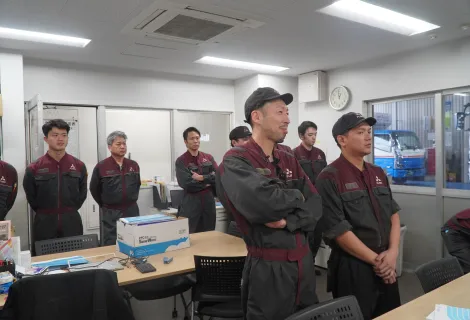 三菱ふそうトラック・バス株式会社　星崎支店＿スタッフ