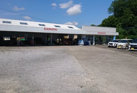 延岡ダイハツ＿店舗外観