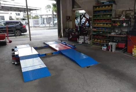 ミスタータイヤマン用賀店