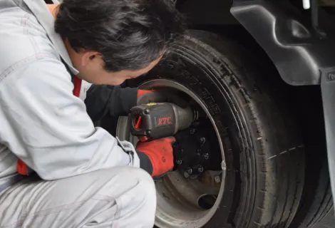 株式会社エムイーエス_北入曽大型工場 _スタッフ
