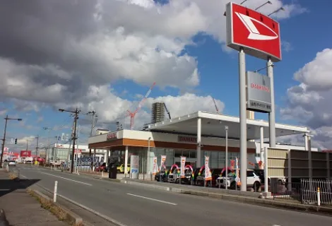 ダイハツ_山形ダイハツ販売株式会社_鶴岡店_外観