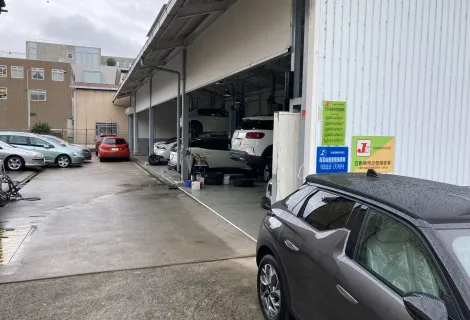 プジョー_（株）K・バロウ_本店_工場店舗外観
