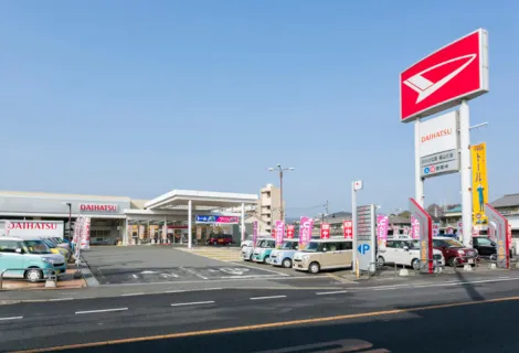ダイハツ_ダイハツ広島販売株式会社_福山三吉店_店舗風景