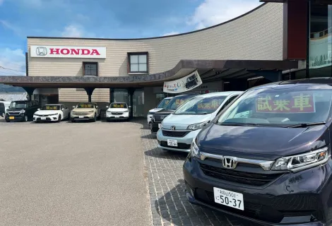 株式会社ホンダ販売和歌山＿ホンダカーズ紀の川＿バイパス永穂店＿店舗外観