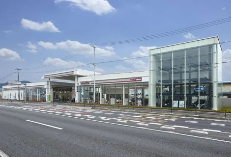 福島トヨタ自動車株式会社＿福島鎌田店＿店舗外観